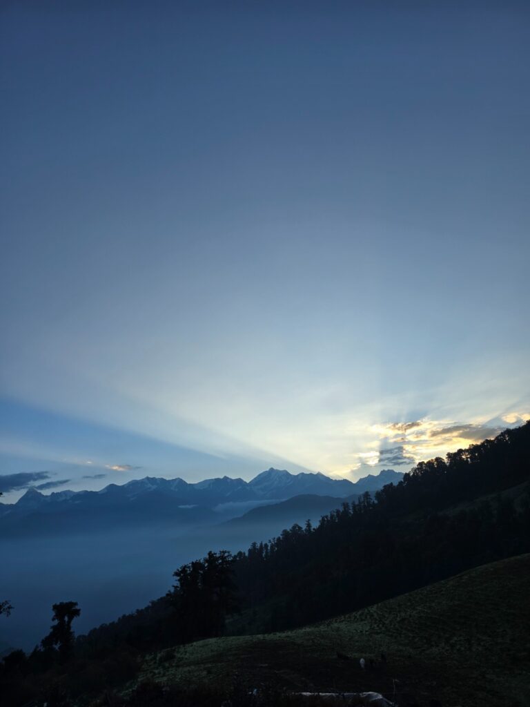 Dayara Bugyal Trek Package