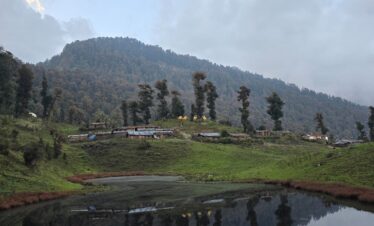 Dayara Bugyal Trek Package